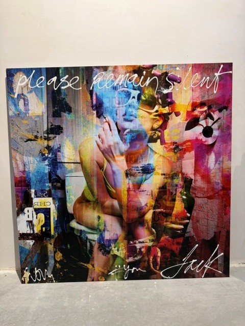 web10 PLEASE REMAIN SILENCE - 120 X 120